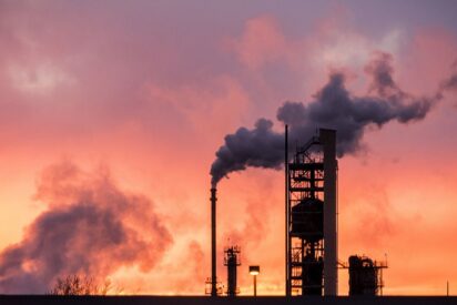 Repsol y ENI enviar&aacute;n componentes para producir combustible en Venezuela, seg&uacute;n Sembrar el petr&oacute;leo