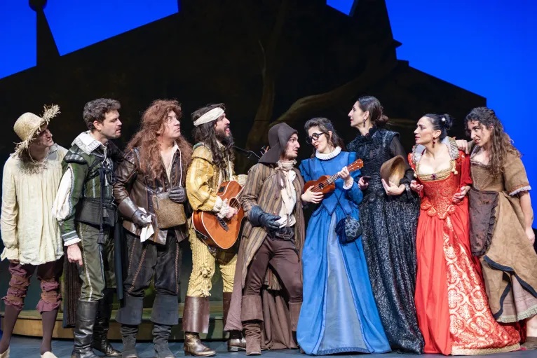 Abre el ojo, y de nadie te f&iacute;es