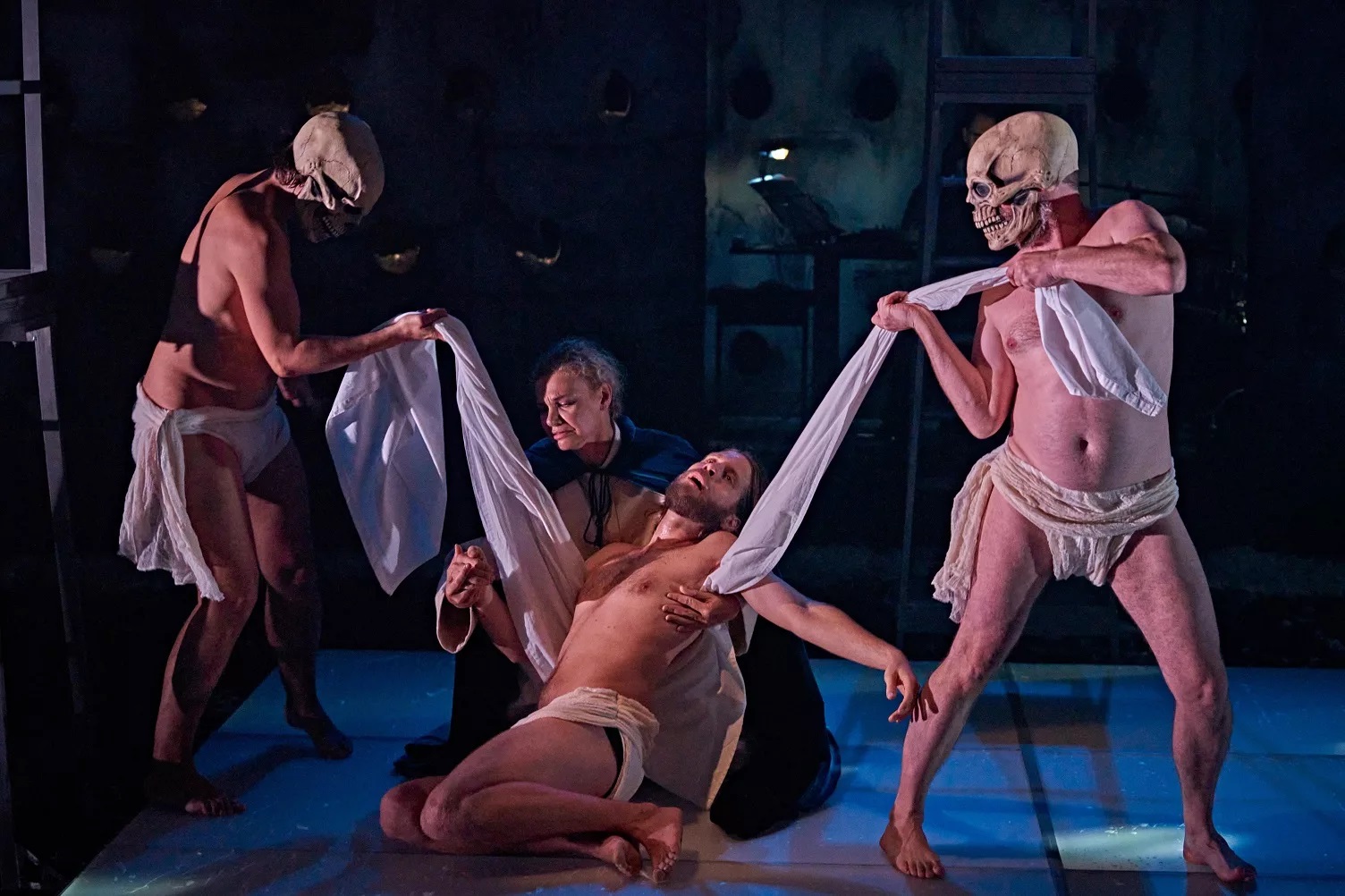 Vuelan palomas con serm&oacute;n de Jos&eacute; Luis G&oacute;mez