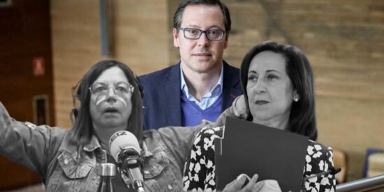 Alfonso Serrano junto a Margarita Robles y Àngels Barceló 