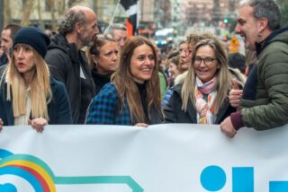 Apoyar a los presos de ETA tiene premio: Itziar Itu&ntilde;o, pregonera de las fiestas de Bilbao