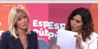 Isabel D&iacute;az Ayuso amarga una fecha redonda a Pedro S&aacute;nchez con sus 100 esc&aacute;ndalos m&aacute;s sonados