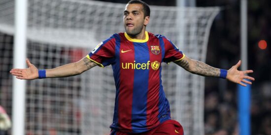 Dani Alves. 