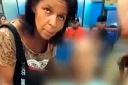 V&Iacute;DEO / Esta mujer intenta cobrar el pr&eacute;stamo en el banco llevando el cad&aacute;ver de su t&iacute;o a 'firmar'