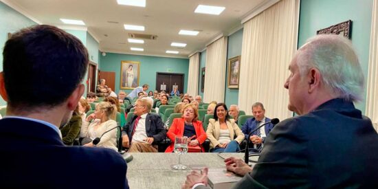 Antonio Ledezma: "Solo recuperando potencial electrico será posible relanzar la economia"