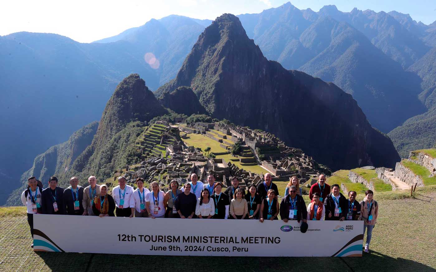 APEC 2024: Ministros y altas autoridades de turismo de Asia-Pacífico visitan Machu Picchu