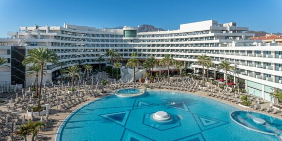 Canarias teme perder 6.000 millones de euros en turismo si el hantavirus da&ntilde;a su imagen este verano