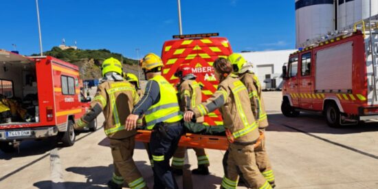 Despropósito de Marga Prohens (Baleares): ahora impide ser bombero a 7 de los 11 opositores por no saber catalán