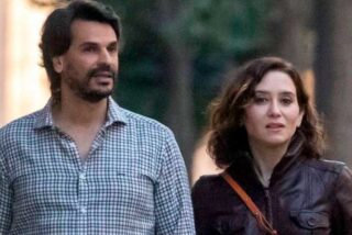 El novio de Ayuso emprende acciones legales contra el dircom del PSOE, Rita Maestre y la ministra Morant por difamación