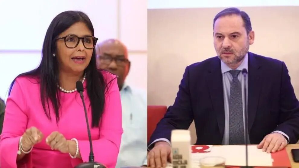 Delcy Rodr&iacute;guez y Jos&eacute; Luis &Aacute;balos.