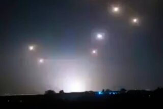 Iraníes alardeando de sus misiles