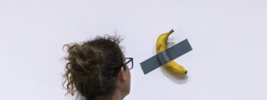 Pagan por este pl&aacute;tano, pegado a la pared con cinta adhesiva, la friolera de 6,2 millones de d&oacute;lares