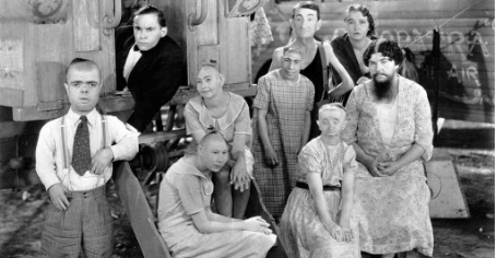 Laureano Benitez Grande-Caballero: "La parada de los monstruos (&ldquo;Freaks&rdquo;)"