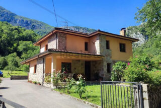 Casas reformadas y espaciosas desde 60.000 euros para toda la familia