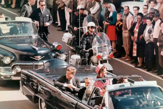 Qui&eacute;n mat&oacute; a Kennedy