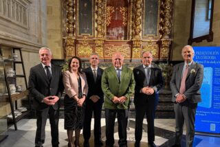 El Dr. Manuel de la Pe&ntilde;a triunfa en C&oacute;rdoba desvelando los secretos para vivir sanos 120 a&ntilde;os