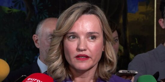 Pilar Alegr&iacute;a (PSOE).