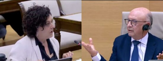 La surrealista pataleta de una charo independentista con Cristóbal Montoro: "No me llame señora"