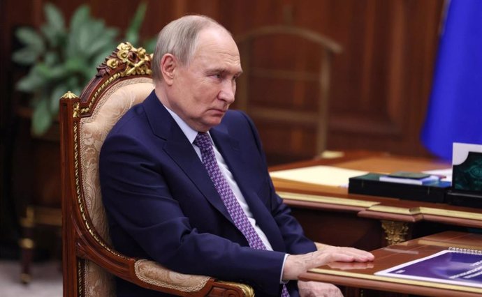 Putin intensifica los incentivos al embarazo adolescente ante el invierno demogr&aacute;fico ruso