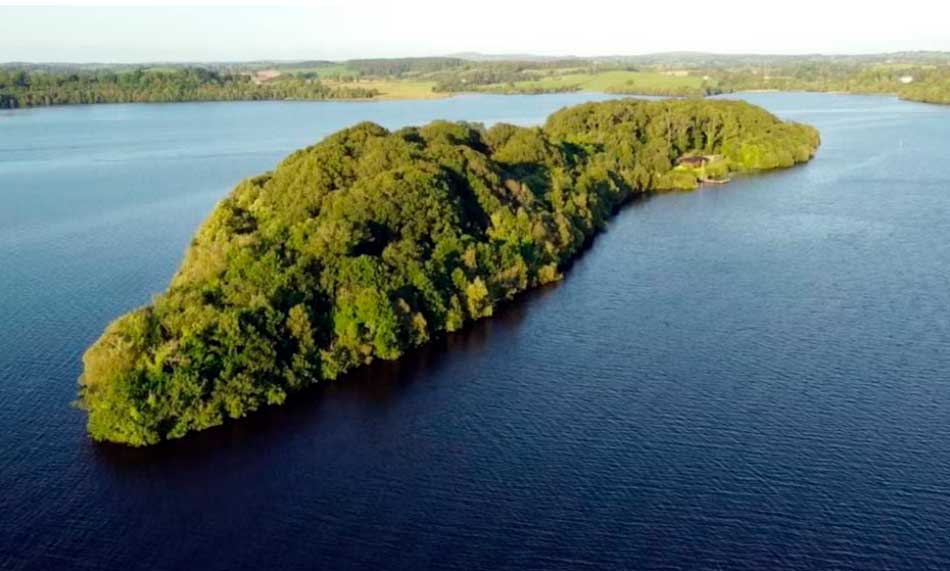 Comprar una isla privada en Irlanda del Norte cuesta menos que un piso en Londres: el nuevo sueño británico