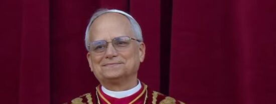 Milei celebra la visita &ldquo;hist&oacute;rica&rdquo; del papa Le&oacute;n XIV que reaviva el v&iacute;nculo con la Santa Sede