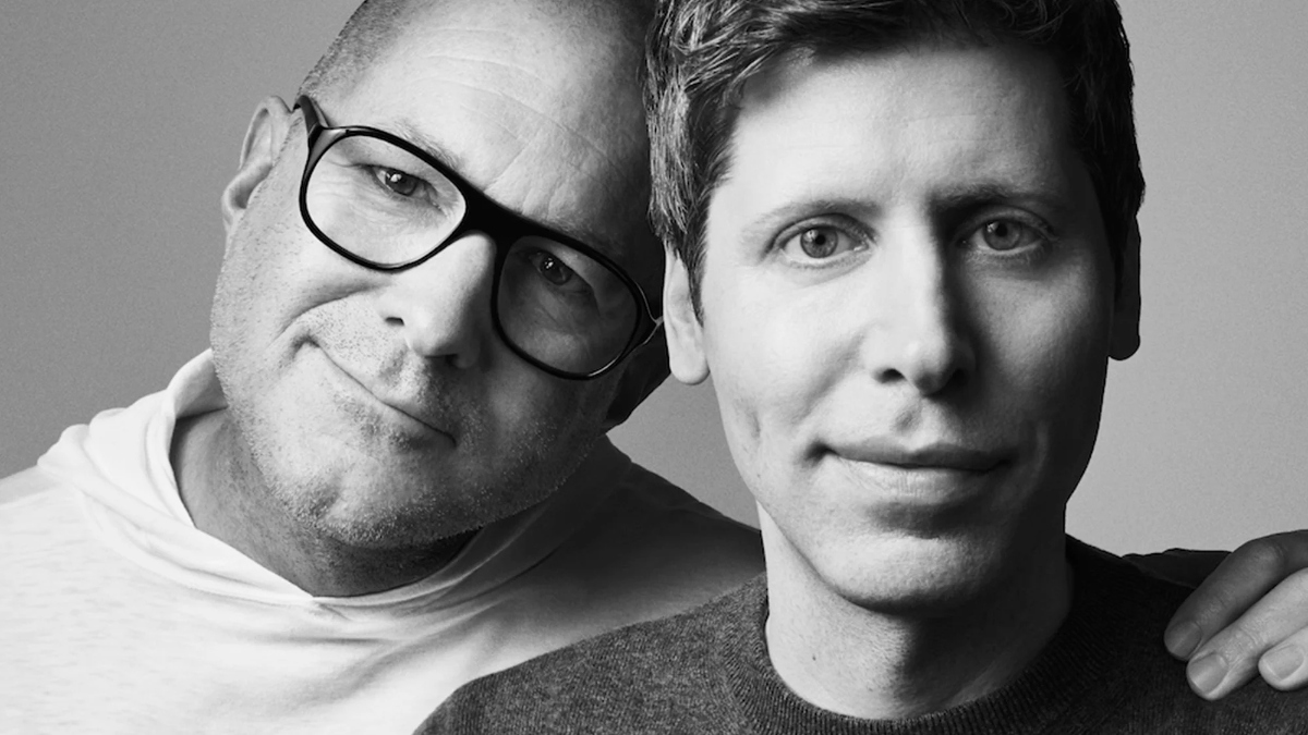 Jony Ive y Sam Altman, en una imagen publicada por OpenAI.