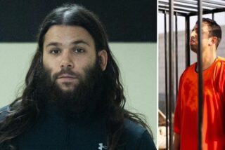Osama Krayem y el piloto jordano, antes de ser quemado vivo