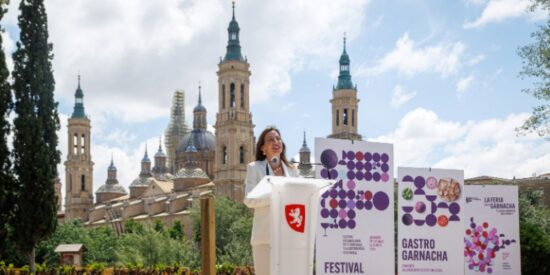 Natalia Chueca, alcaldesa de Zaragoza, presentando el Festival de la Garnacha.