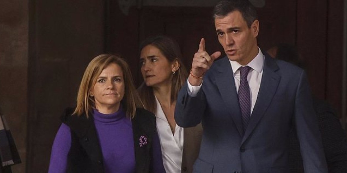 Pilar Bernabé y Pedro Sánchez. 