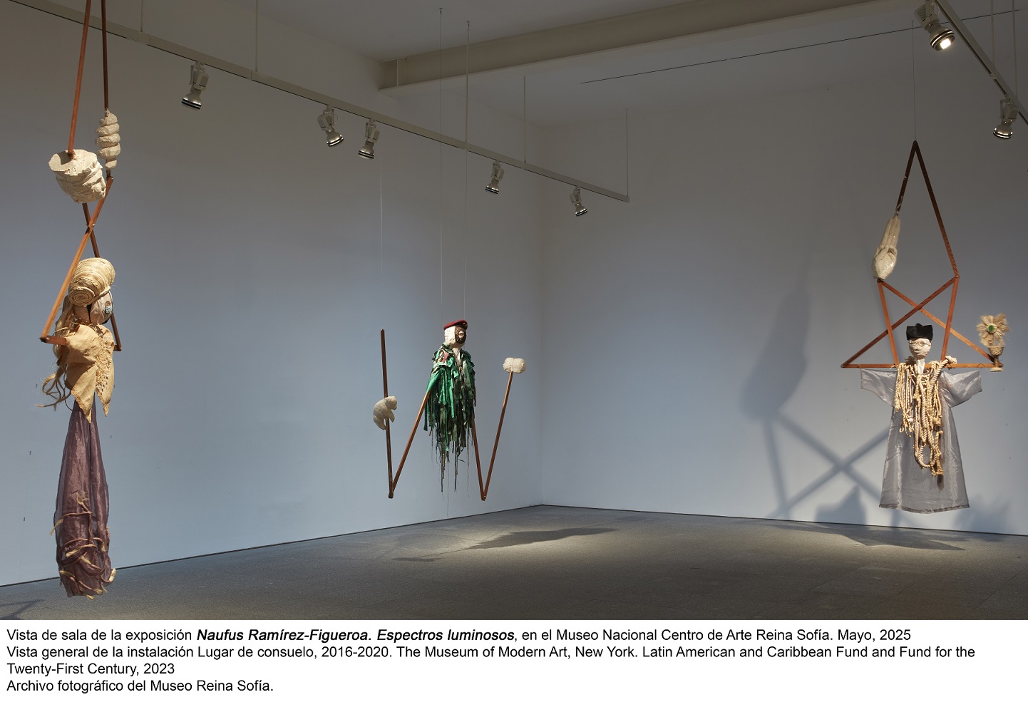 Los espectros de un artista guatemalteco