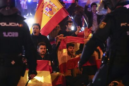 Cargas policiales en Ferraz