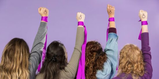 La brecha generacional que fractura el consenso feminista en Espa&ntilde;a