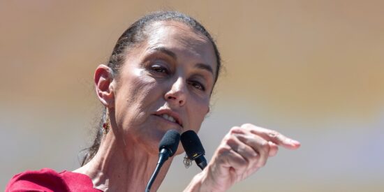 Sheinbaum exige a Washington un &ldquo;juicio justo&rdquo; para Maduro, que asegura haber sido secuestrado por EE.UU.