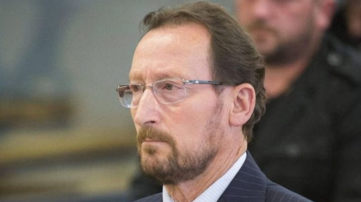 Marcial Dorado sacude la pol&iacute;tica: acusa al PSOE de ofrecerle dinero para atacar a Feij&oacute;o antes de las generales