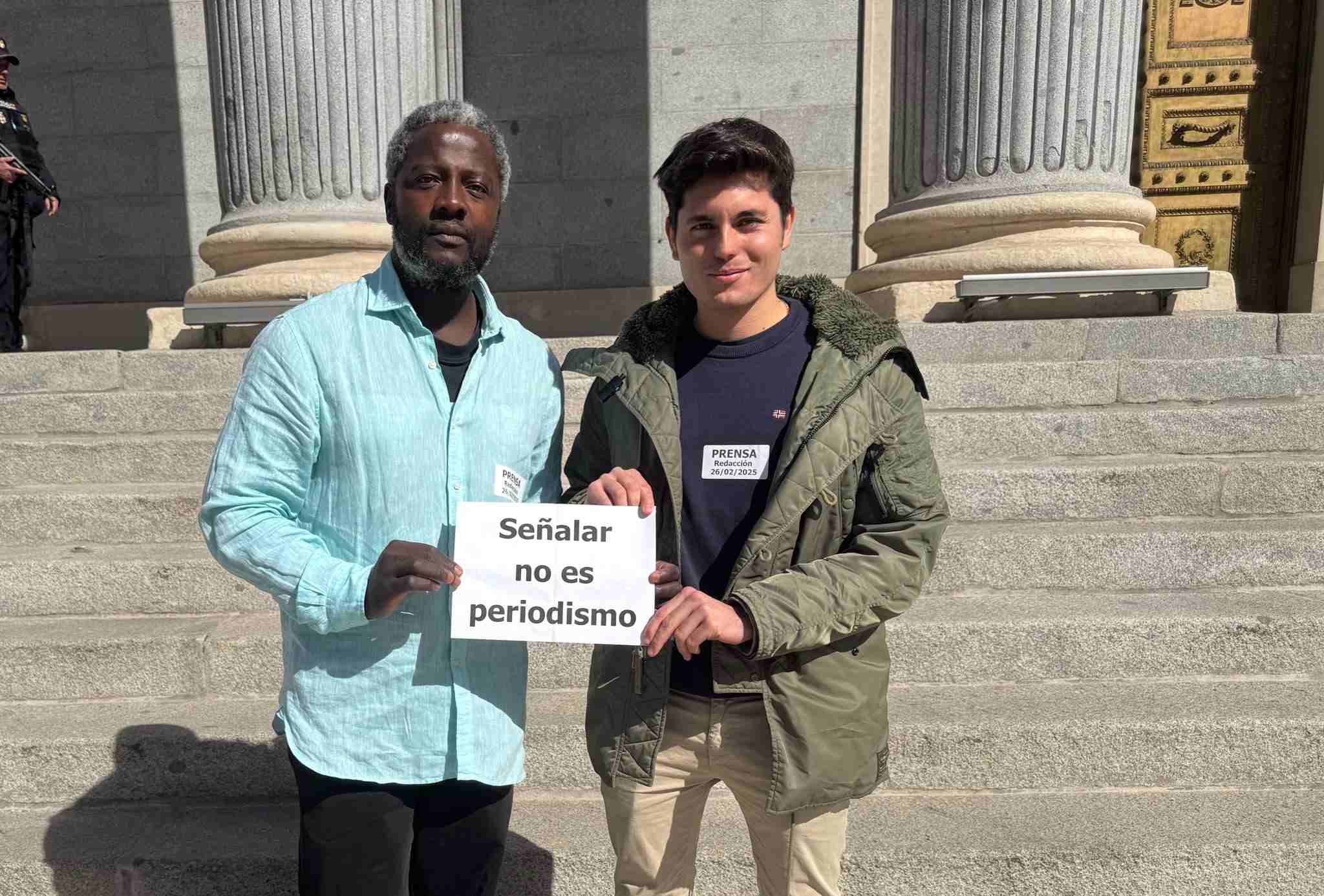 El PSOE y sus compinches aceleran su plan para silenciar a los periodistas no adictos al r&eacute;gimen sanchista