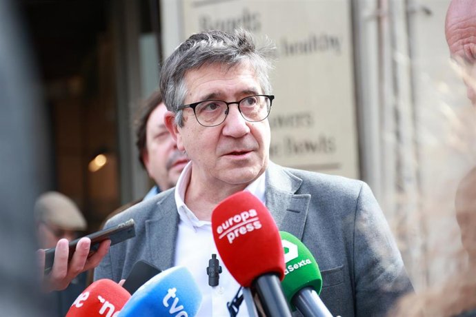 Patxi L&oacute;pez.