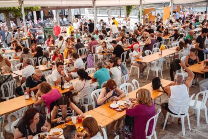 La XXXI Fiesta del Mejillón y el Berberecho de Vilanova de Arousa incrementa su carpa gastronómica