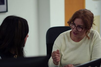 Los despachos y gestor&iacute;as se quedan sin personal: crisis en el sector espa&ntilde;ol