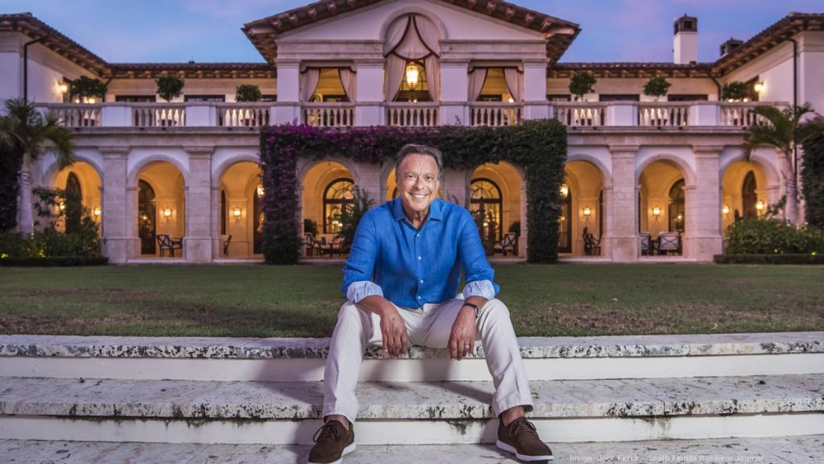 Miguel 'Mike' B. Fernández.