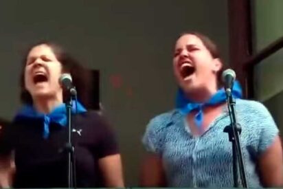 Esther López Martín y Júlia Truyol Caimari, integrantes de la compañía teatral La Calòrica