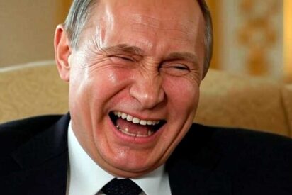 Así es la flota fantasma rusa que esquiva las sanciones y coloca petróleo en Occidente y España