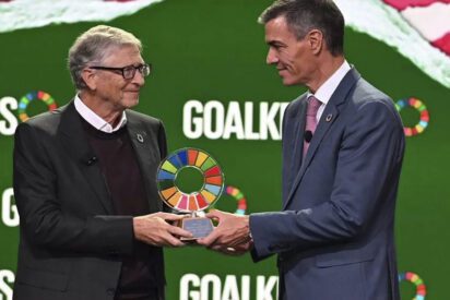 A Pedro Sánchez le haría muy feliz una guerra para mantenerse en el poder durante años