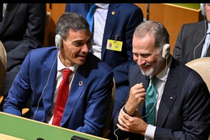 Pedro Sánchez y el Rey Felipe VI en plan compadres