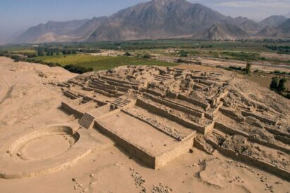 Peñico, una ciudad de casi 3.800 años de la antigua civilización conocida como Caral.