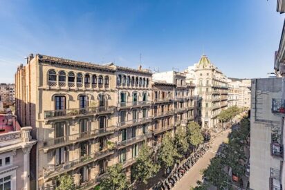 ¿Dónde comprar vivienda cerca de Barcelona? Las ciudades más baratas y rentables en 2025