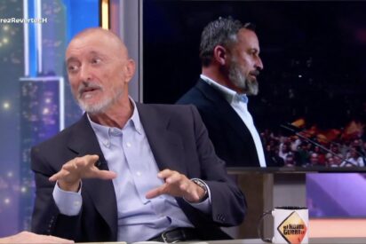 Arturo Pérez-Reverte y Santiago Abascal.