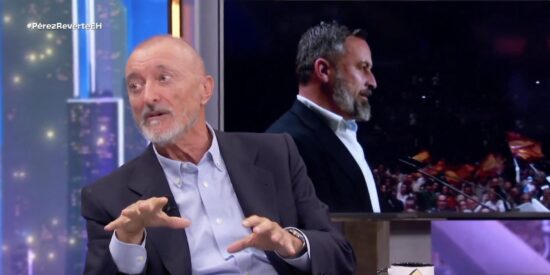 Arturo Pérez-Reverte y Santiago Abascal.