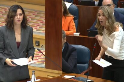 Isabel Díaz Ayuso y Mar Espinar.