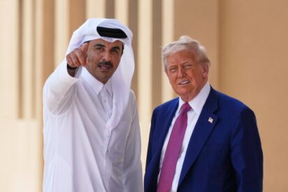 El emir Tamim bin Hamad Al Thani con Donald Trump