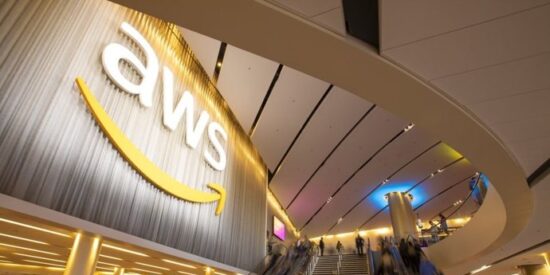Una ca&iacute;da global de Amazon Web Services paraliza miles de p&aacute;ginas y provoca el caos digital